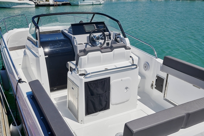 Jeanneau Cap Camarat 7.5 WA Serie 3 — foto 11 van 35