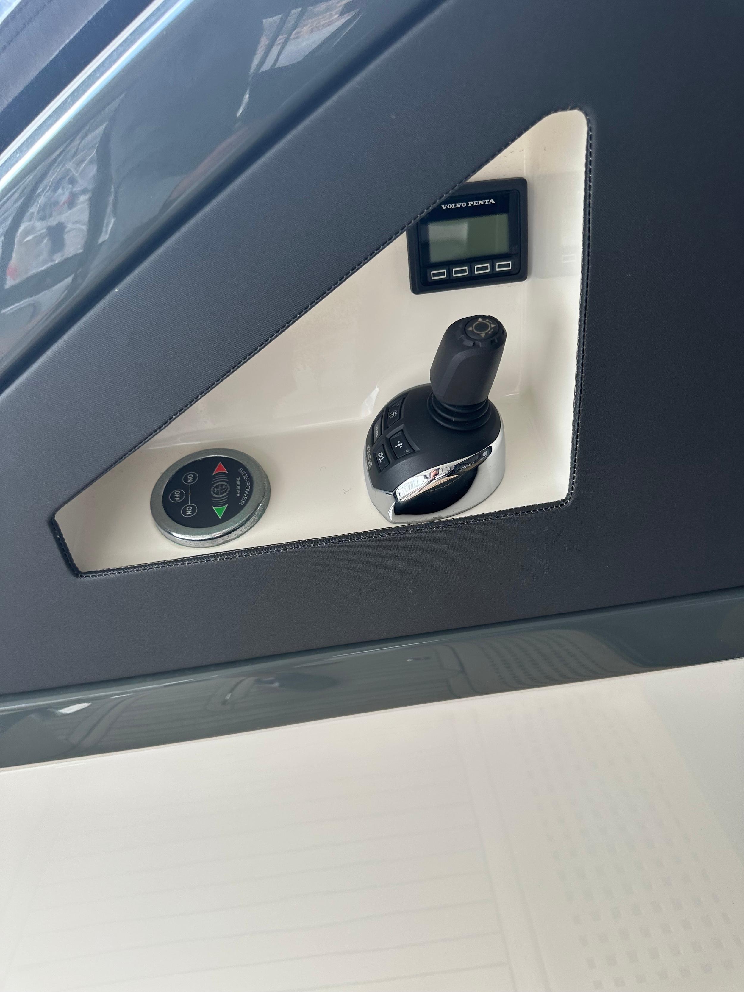 Bavaria R55 Flybridge — foto 22 van 27