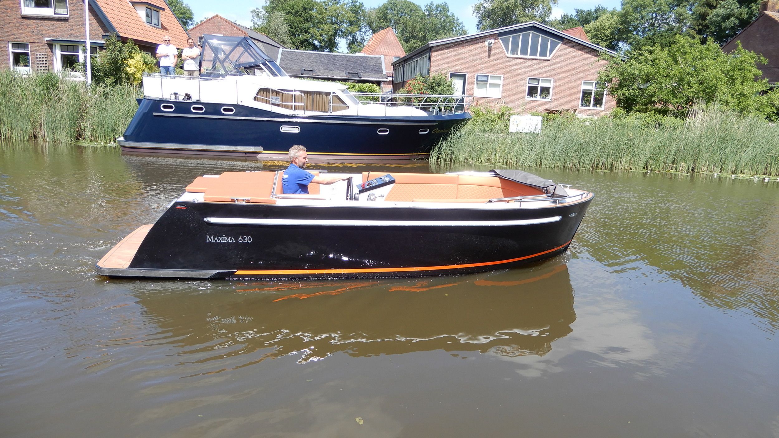 Maxima 630 tender — foto 3 van 9