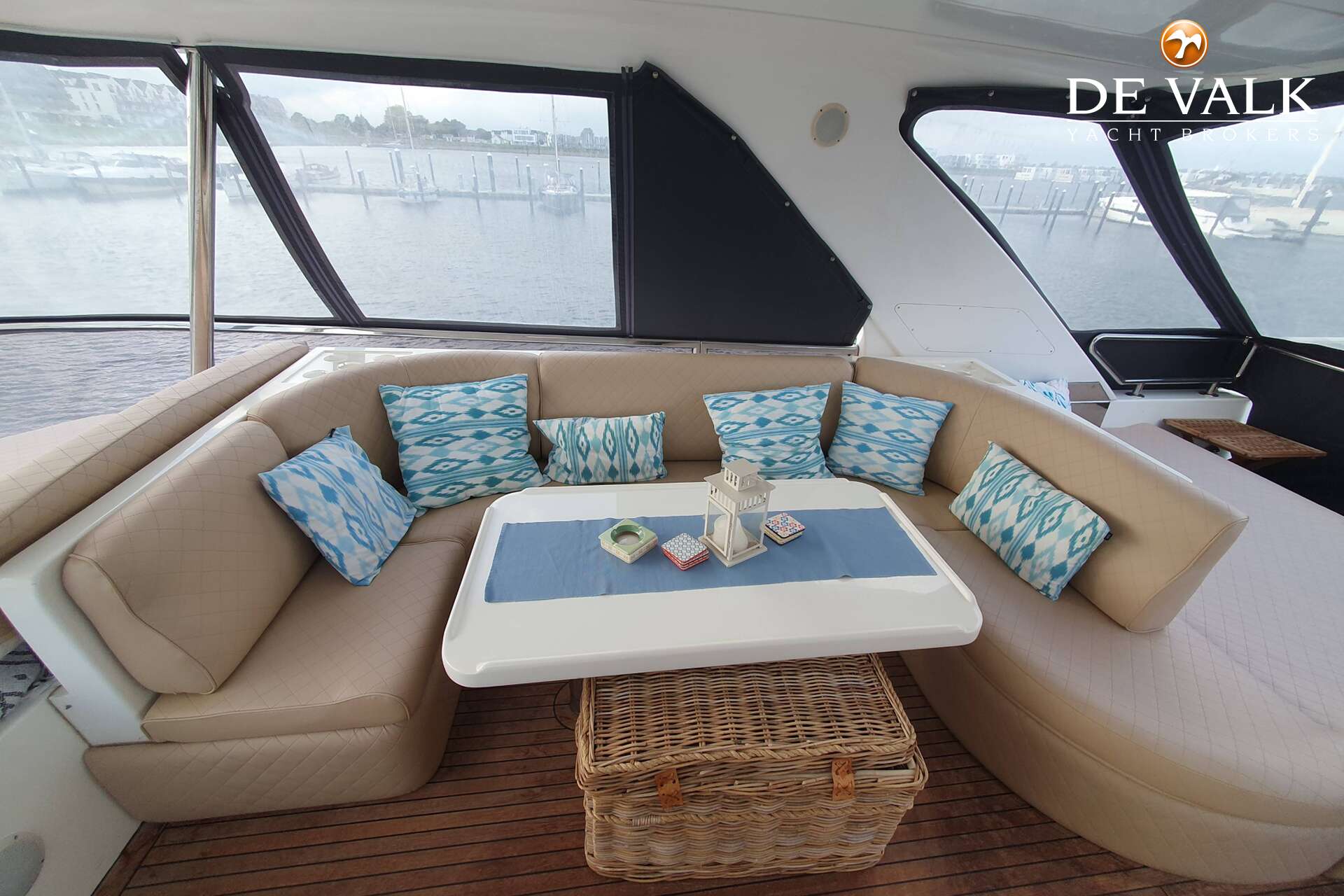 Elegance 72 — foto 17 van 40