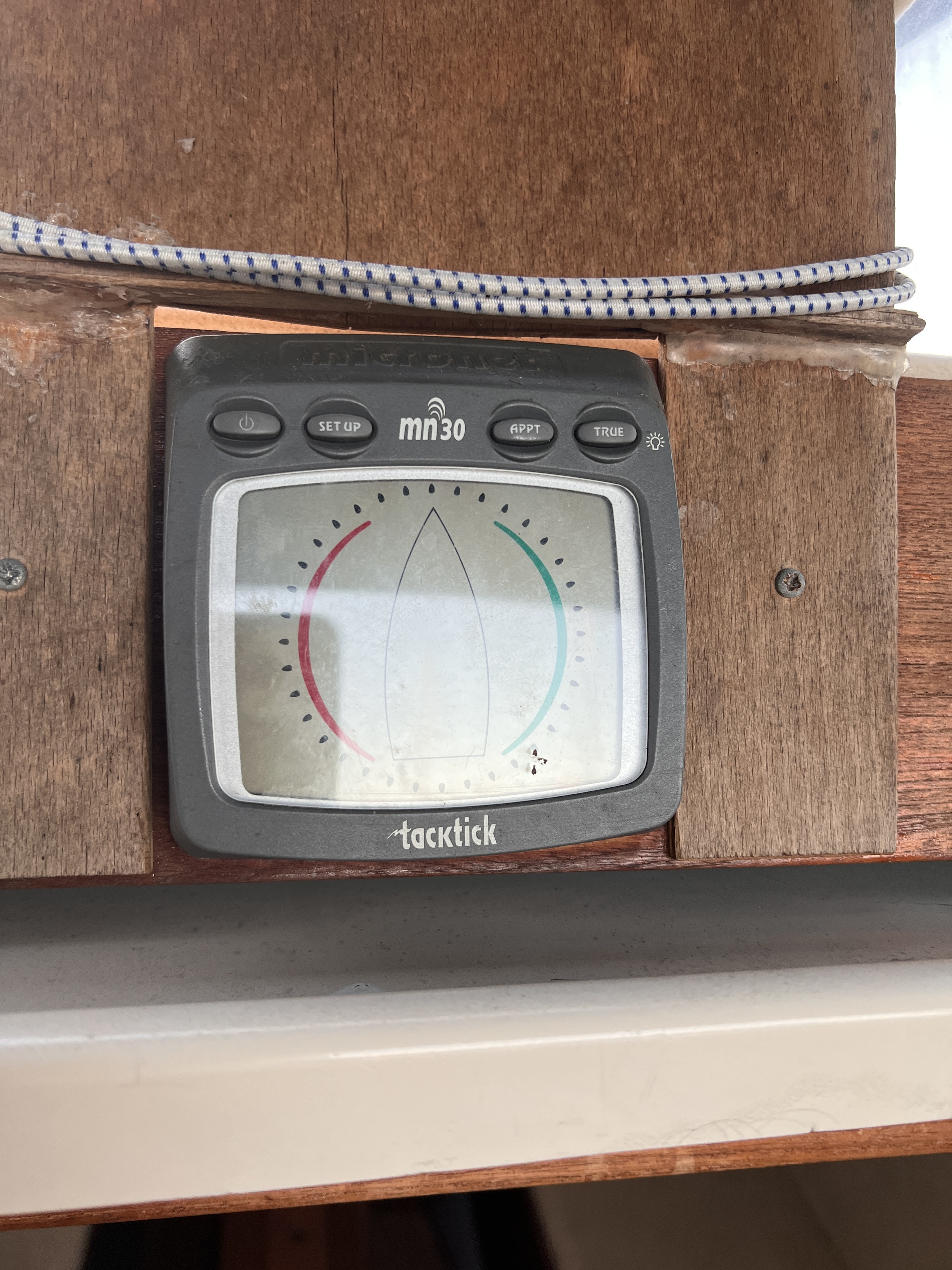 Beneteau First 30 — foto 24 van 38