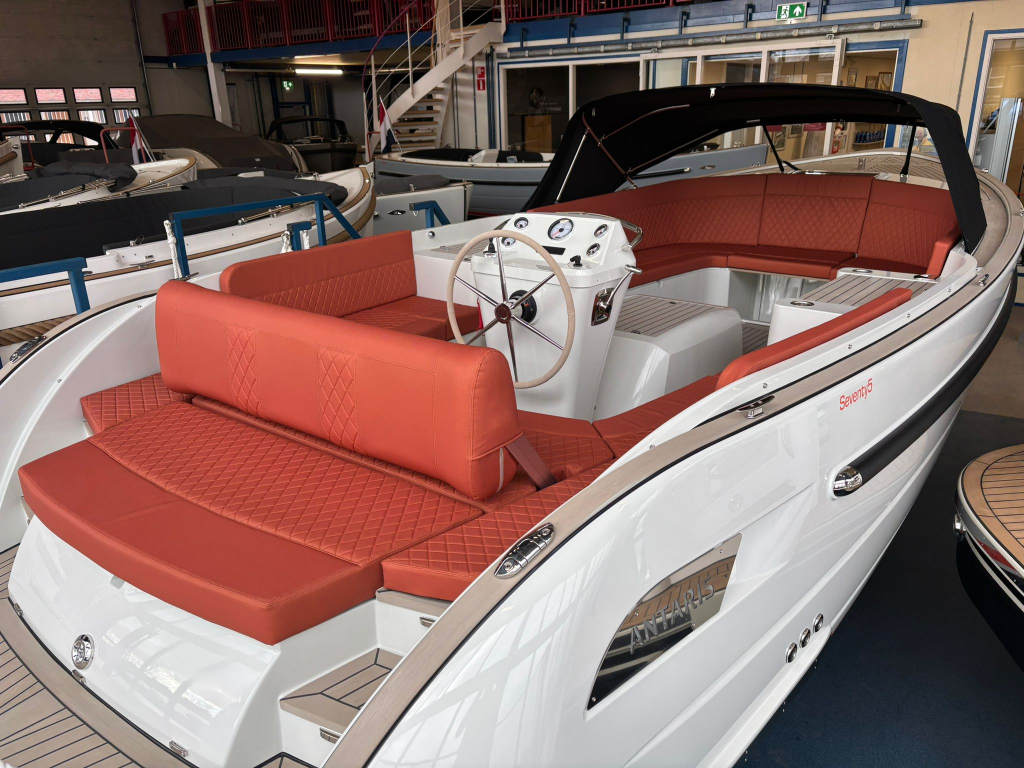 Antaris Seventy5 met Vetus 52 pk — foto 30 van 31
