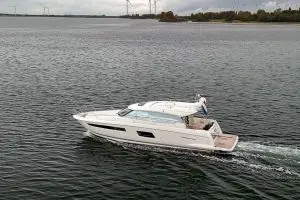 Prestige 560S — foto 20 van 239
