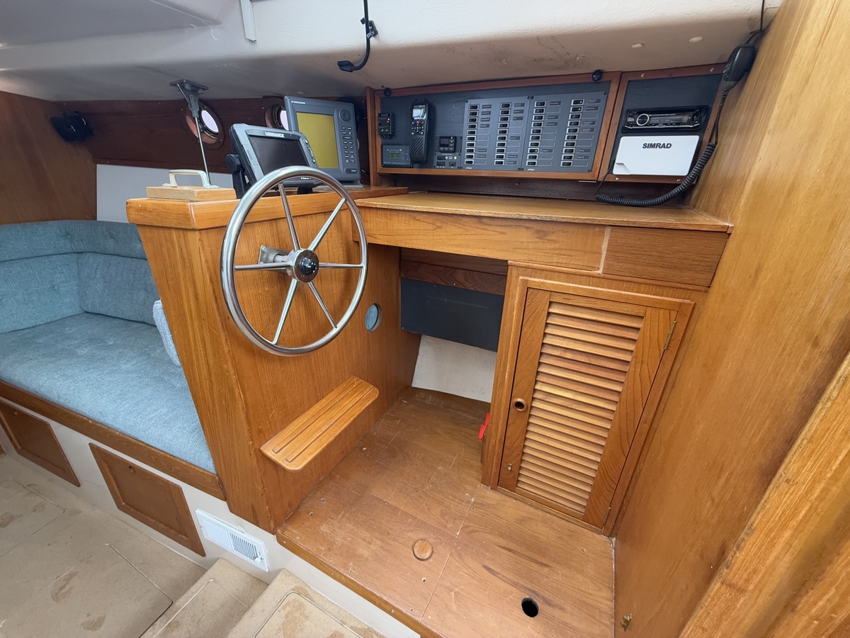 Northshore Yachts Ltd Southerly 105 Ketch — foto 12 van 12