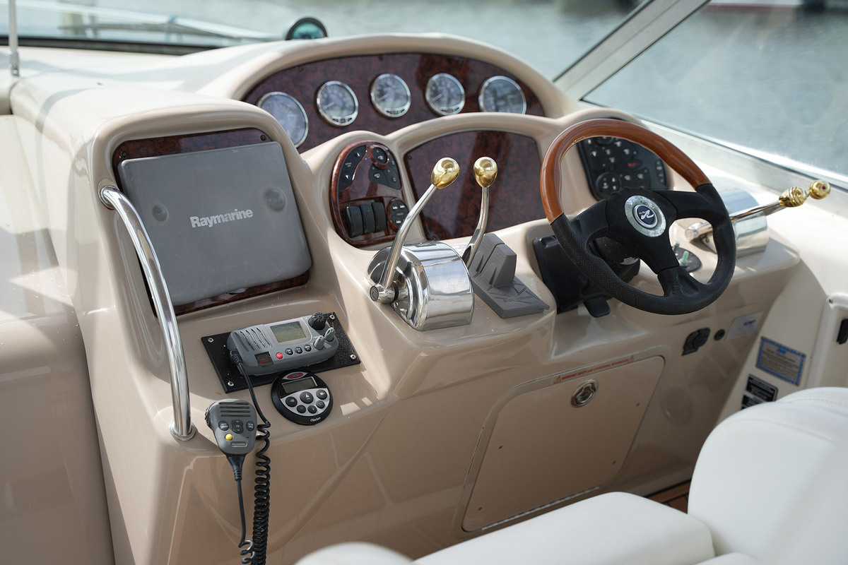 Sea Ray 340 Sundancer — foto 13 van 58
