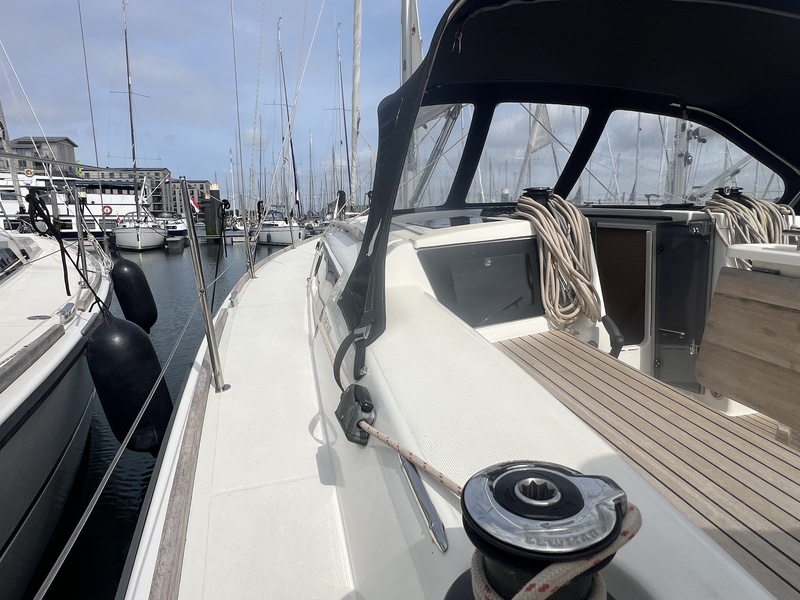 Dufour 360 GL — foto 40 van 45