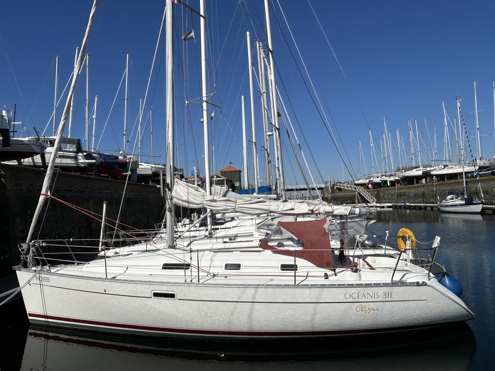 Beneteau Oceanis Clipper 311 — foto 11 van 12