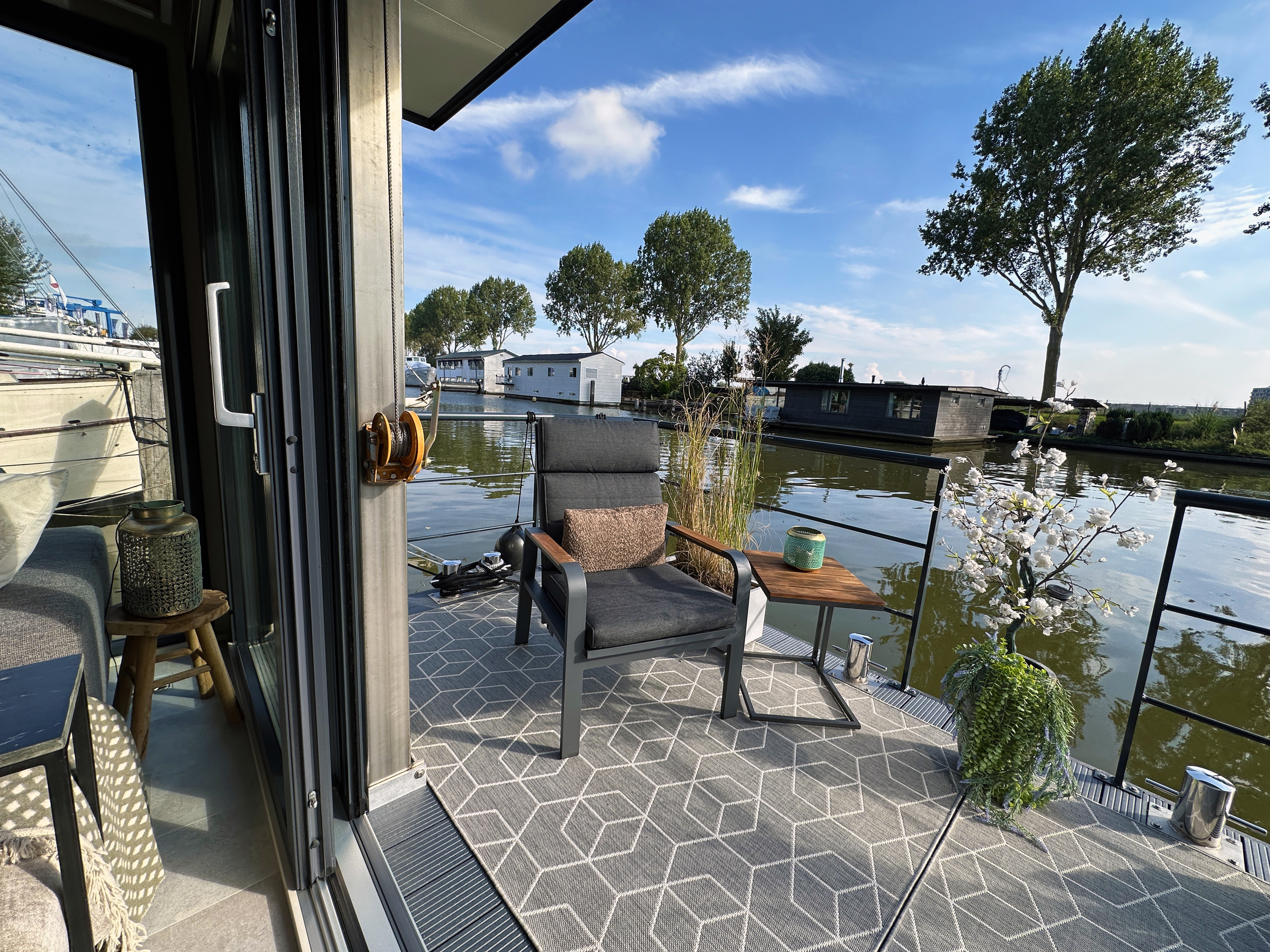HT-Lofts Houseboat 15m Electric Propulsion — foto 25 van 39