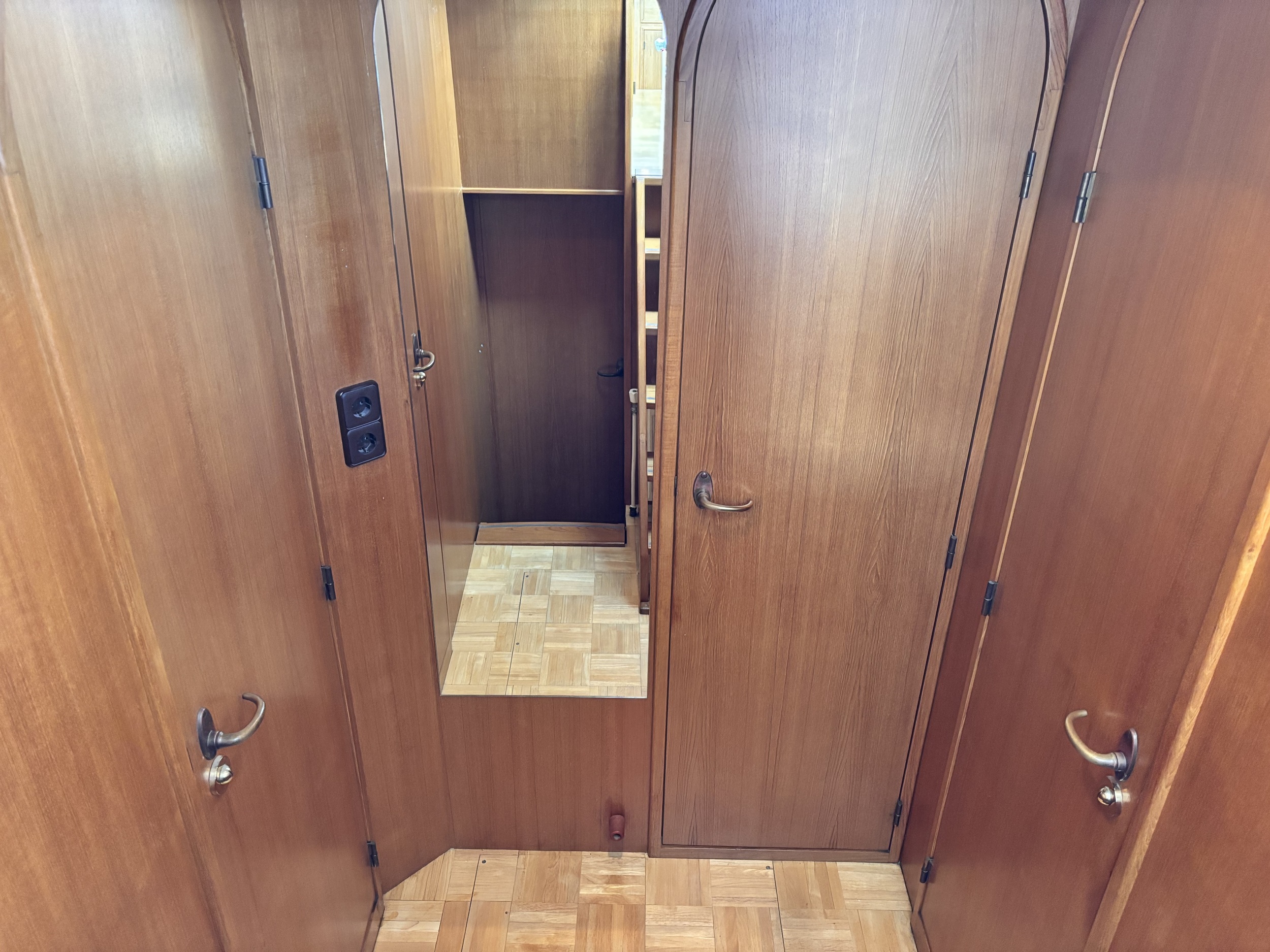 Alm Trawler 13.20 AD — foto 23 van 32