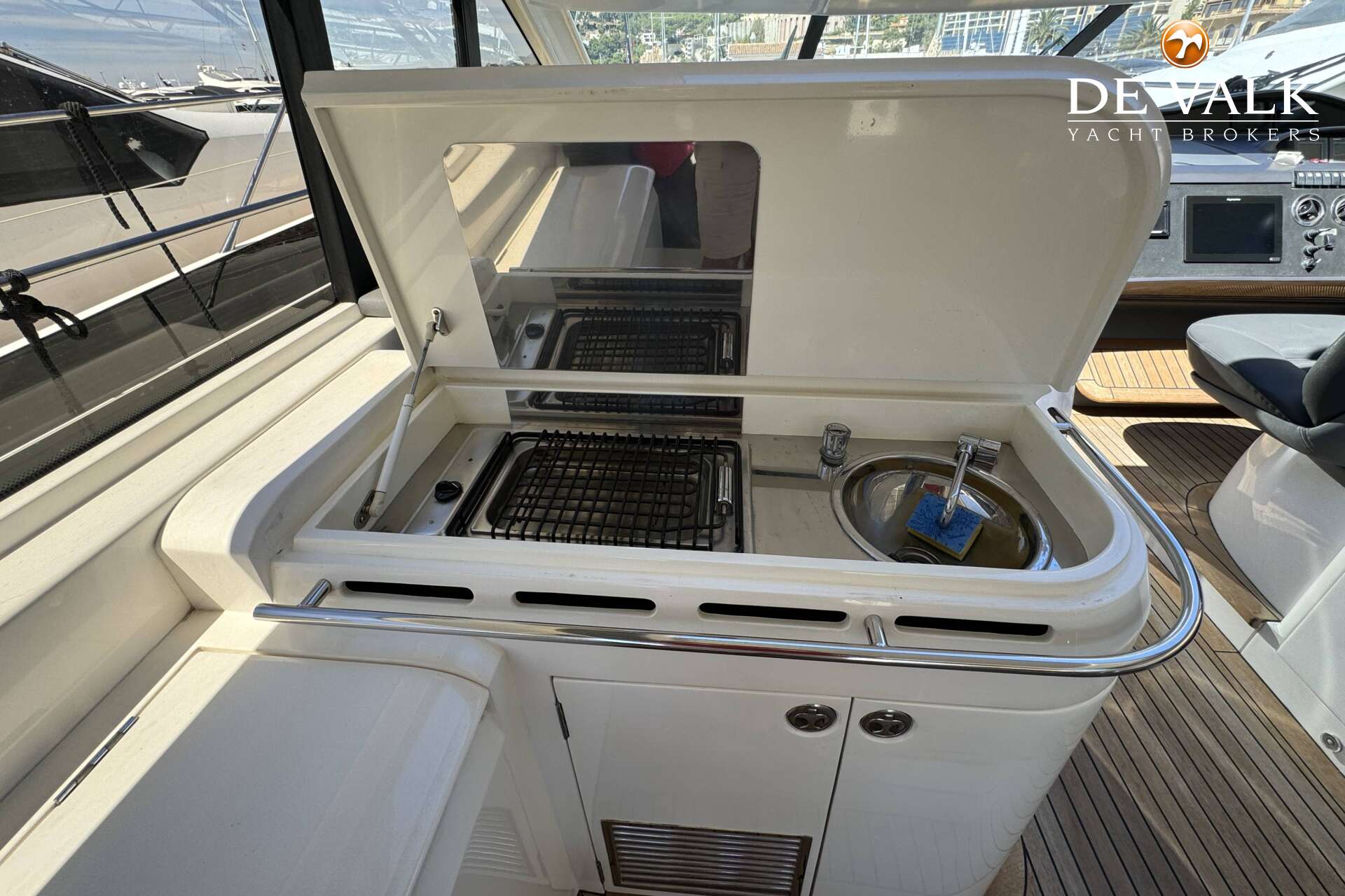 Princess V65 — foto 14 van 42