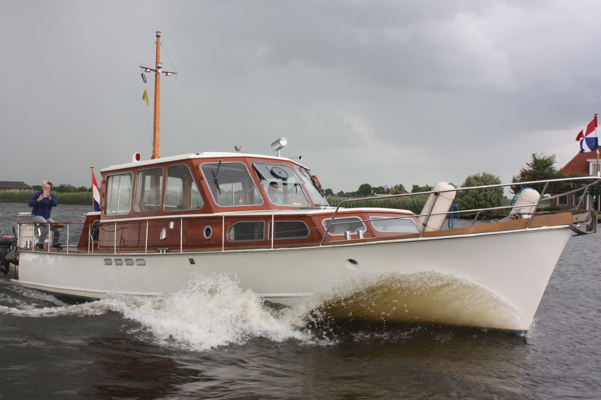 De Vries Lentsch 12.50 Kofferdek Kruiser — foto 1 van 26