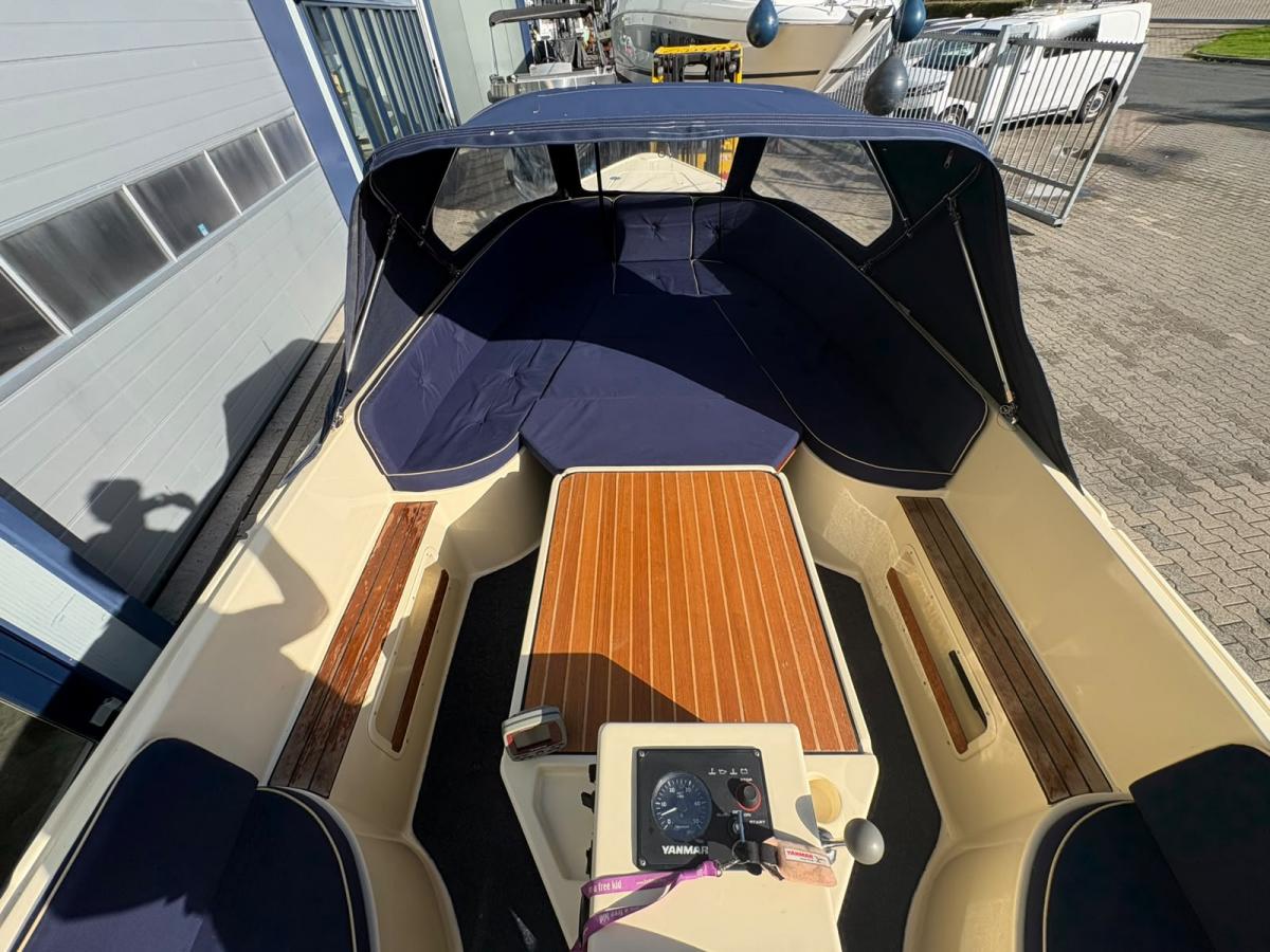 Clever Mirage 600 — foto 13 van 21
