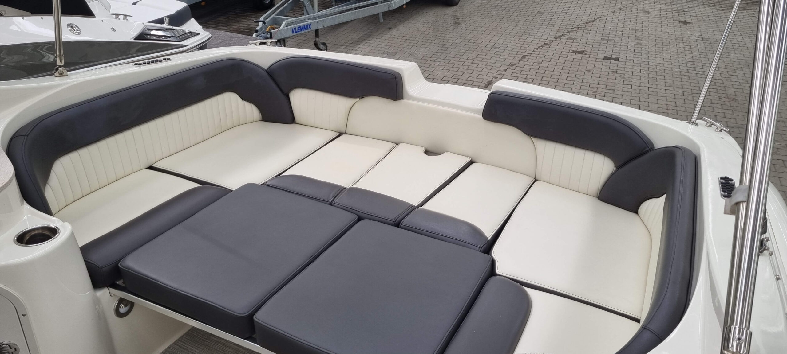 Stingray 250 LR — foto 7 van 11