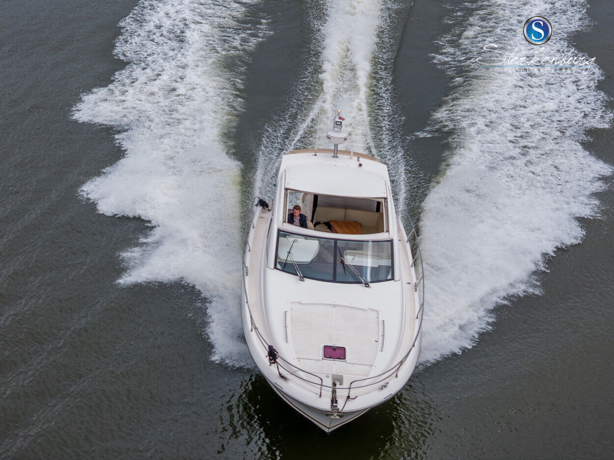 Jeanneau Prestige 42 S — foto 9 van 49