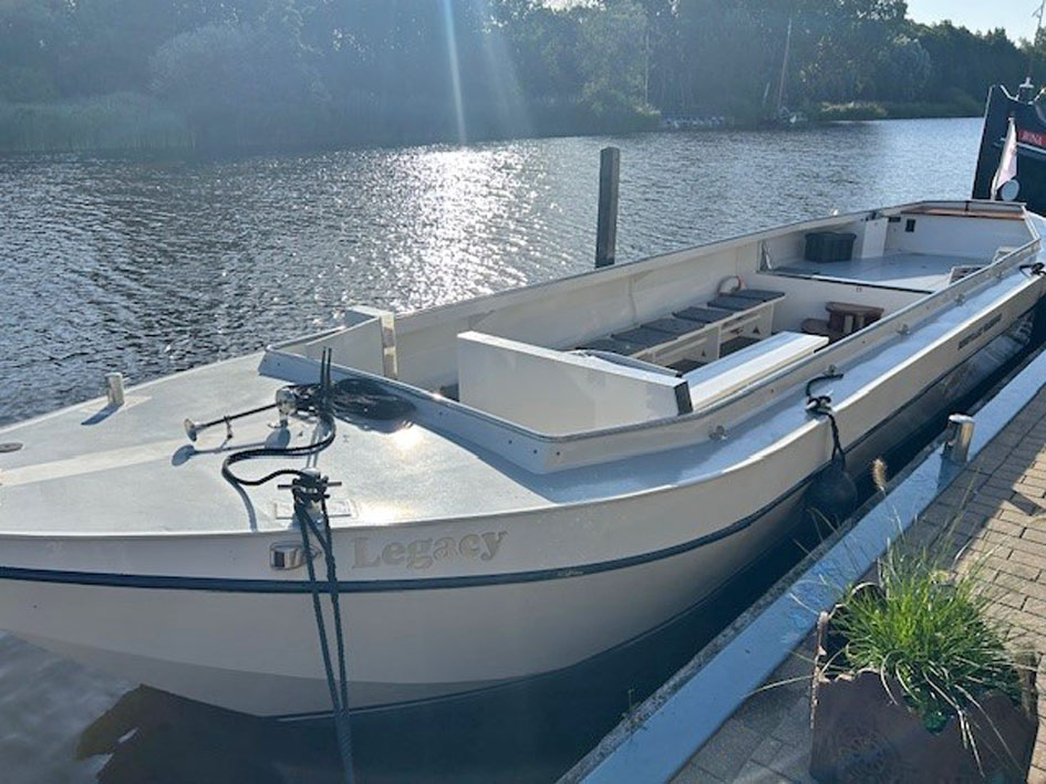 Open Rondvaartboot 35 gasten — foto 4 van 22
