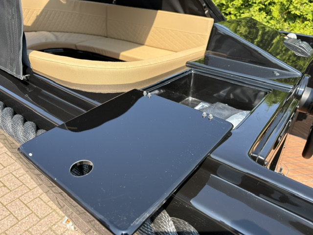 Extra luxe Coastliner 545 met Tohatsu 20 PK en buiskap — foto 12 van 18