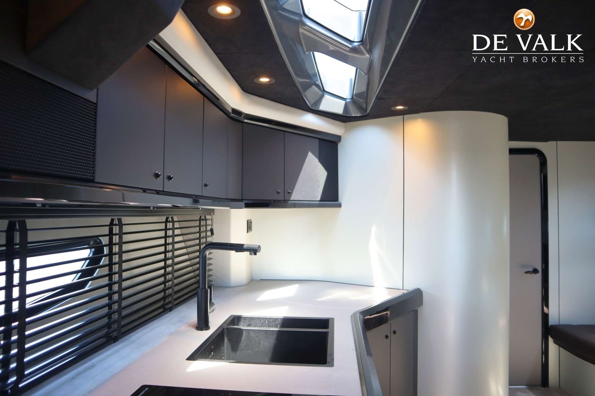 Sunseeker Predator 56 — foto 27 van 45