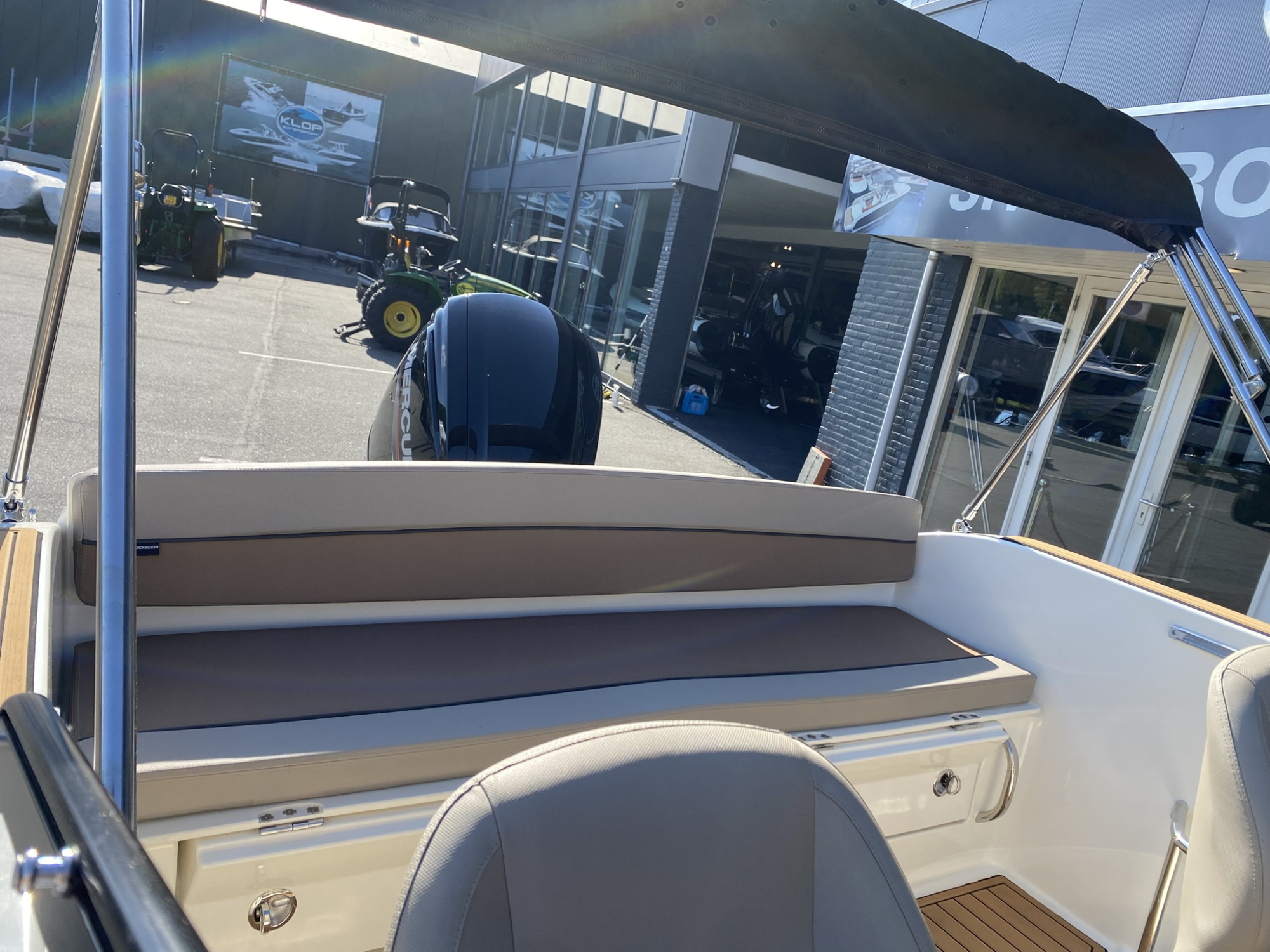 Quicksilver 555 Bowrider met Mercury 80 pk - bouwjaar 2025 — foto 12 van 13