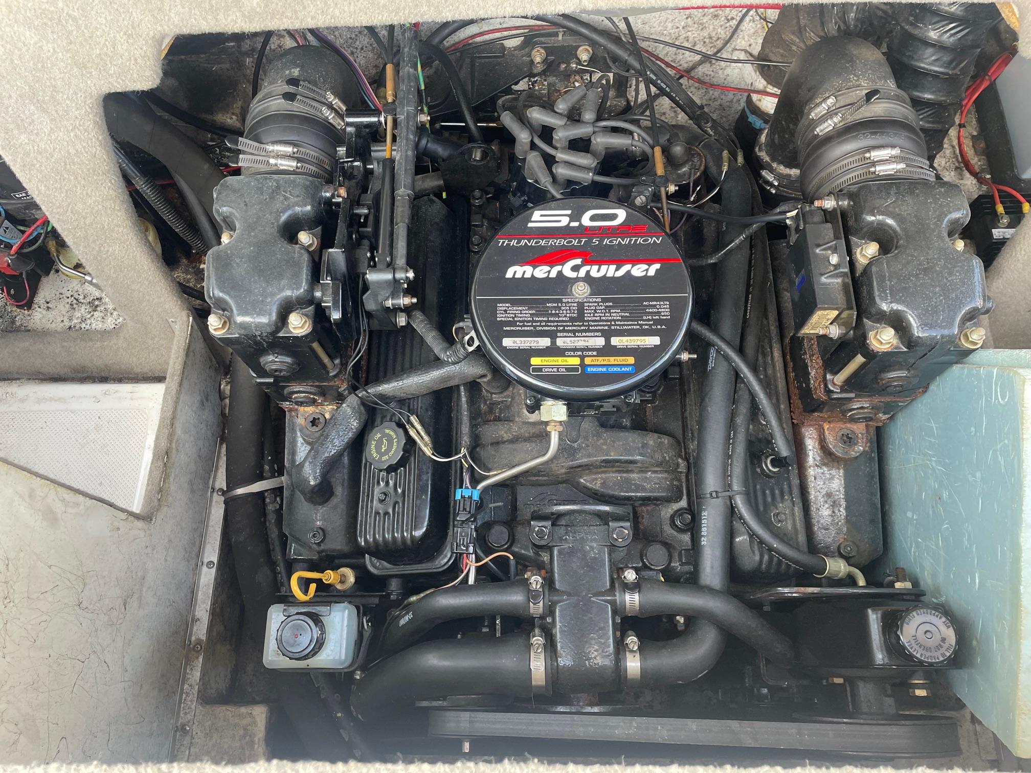 Maxum 2100 SC — foto 12 van 14