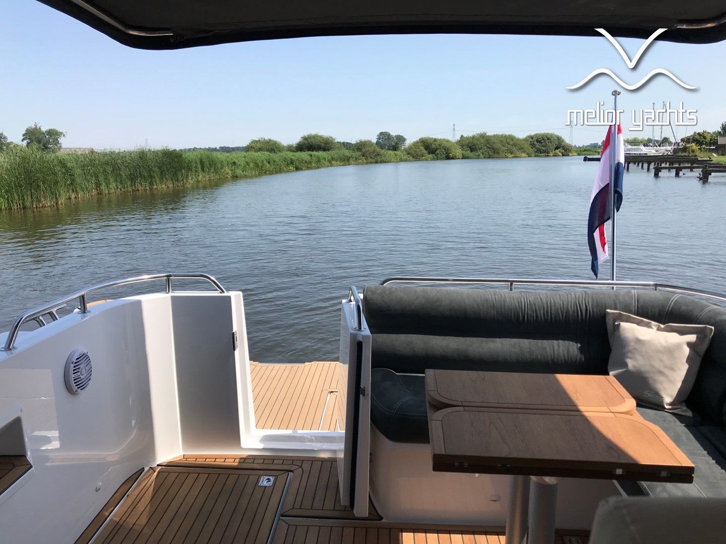 Saga 385 — foto 6 van 39