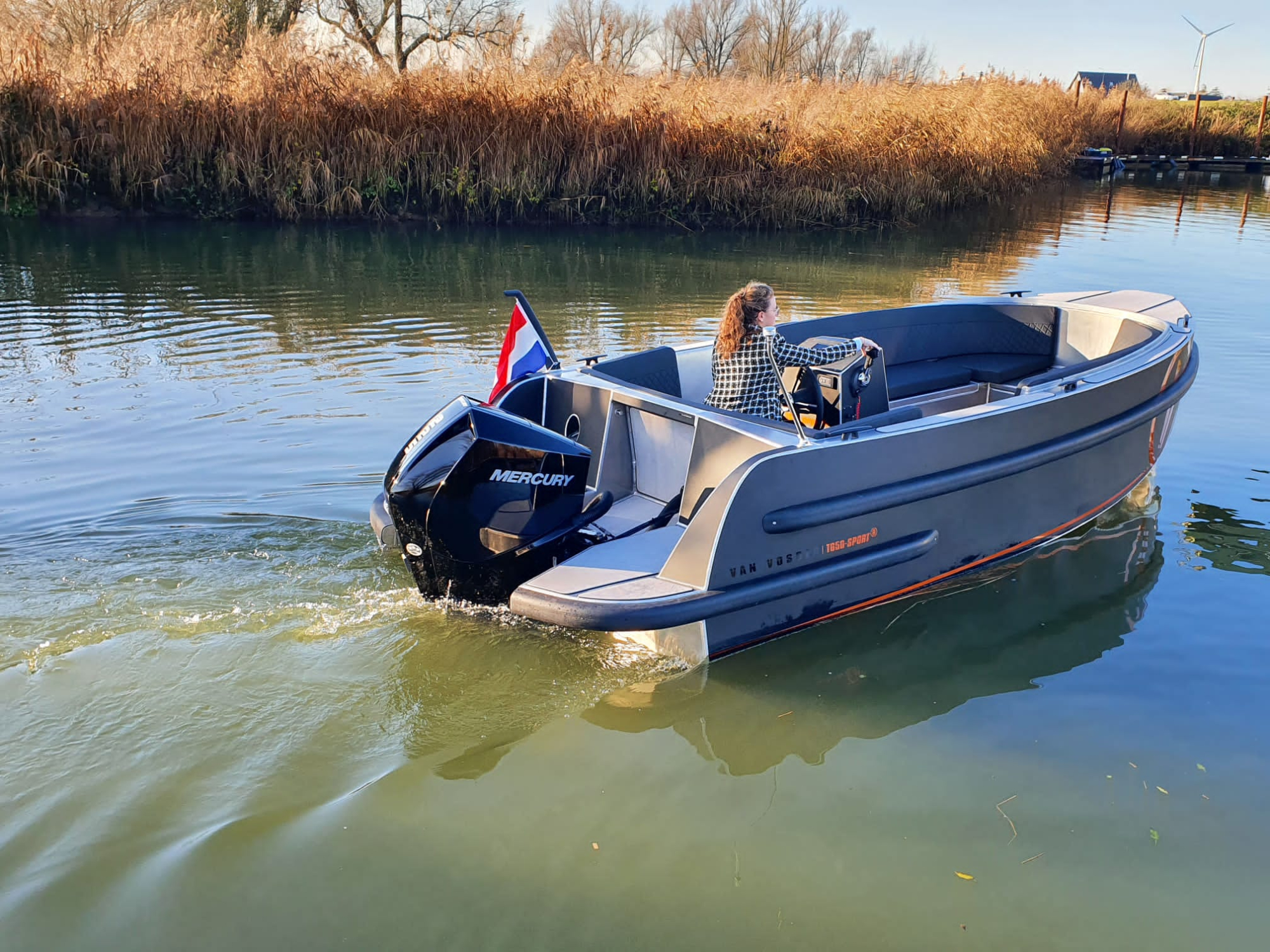 Van Vossen VanVossen Tender 650 sport R met Mercury 225 pk V6! — foto 3 van 12