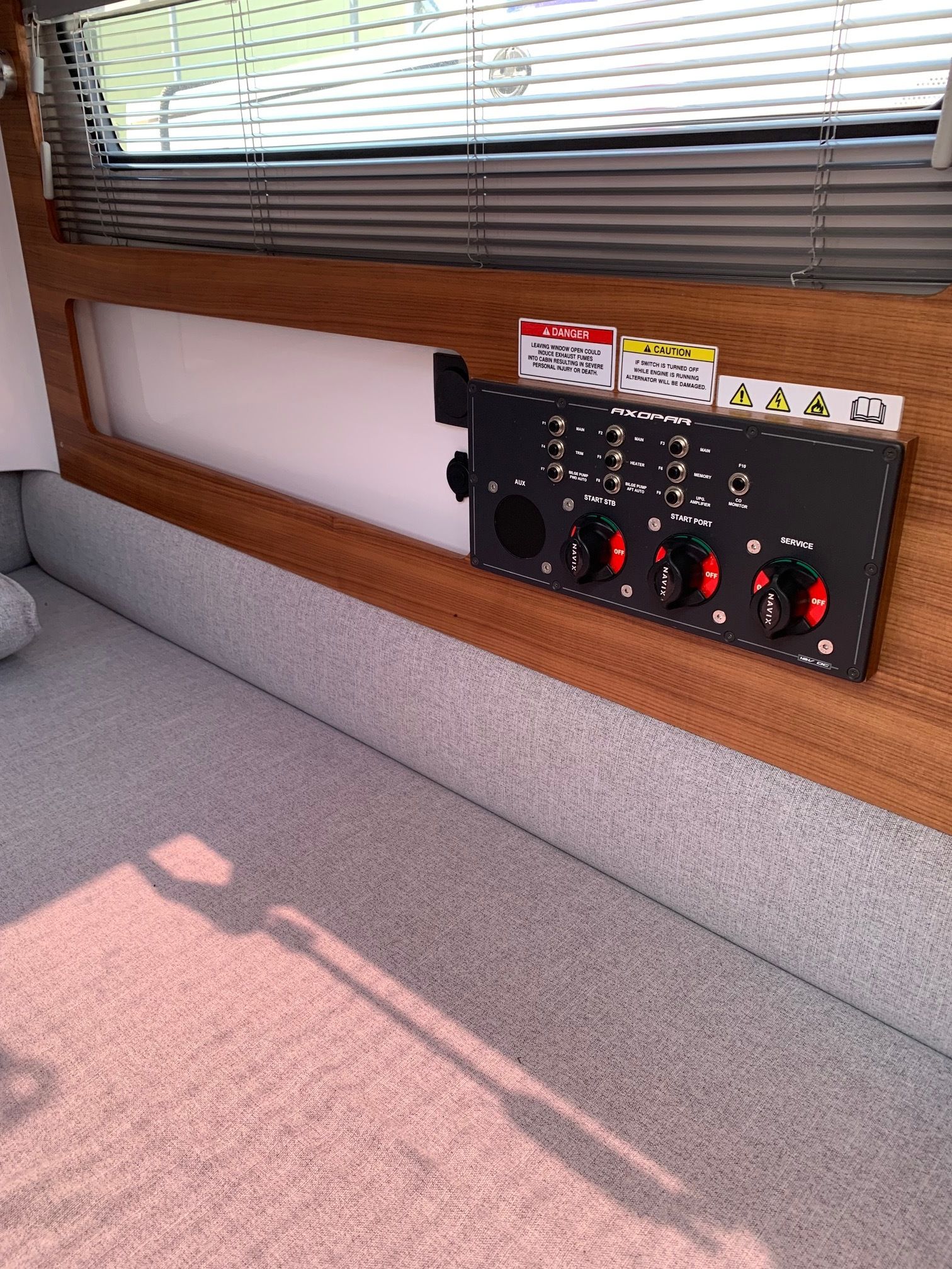 Axopar 28 Open