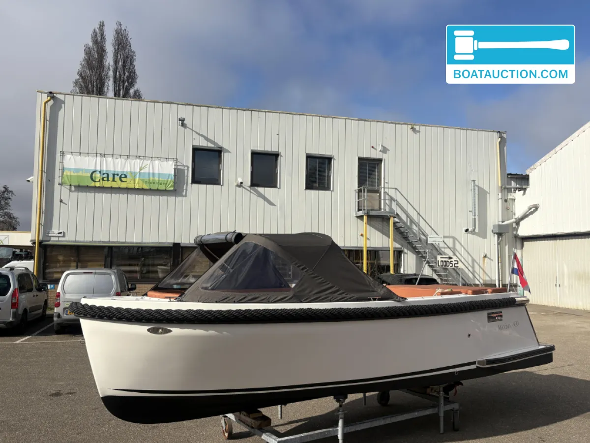Maxima 600 Tender — foto 3 van 19