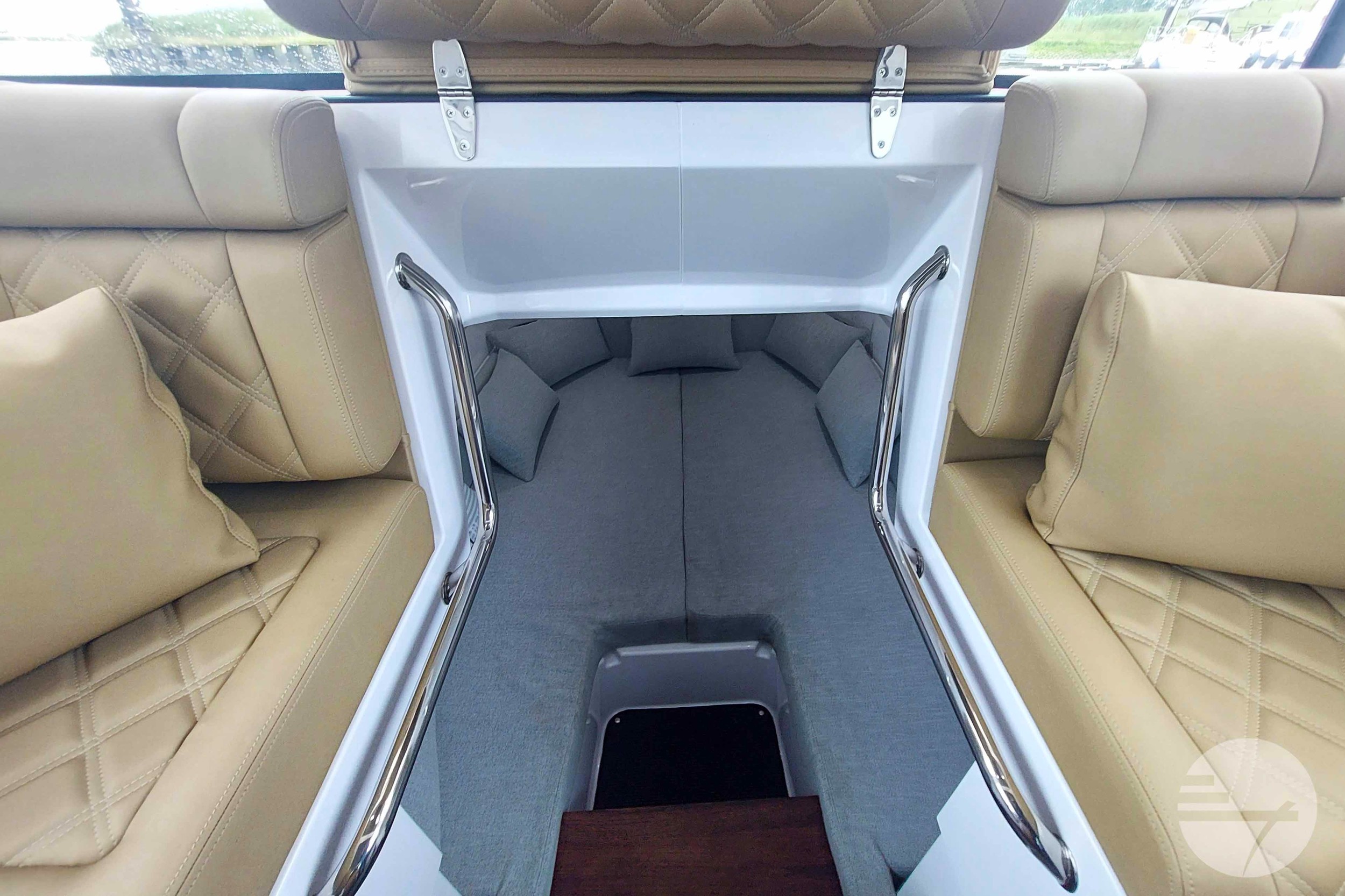 Axopar 37 XC Cross Cabin — foto 35 van 40