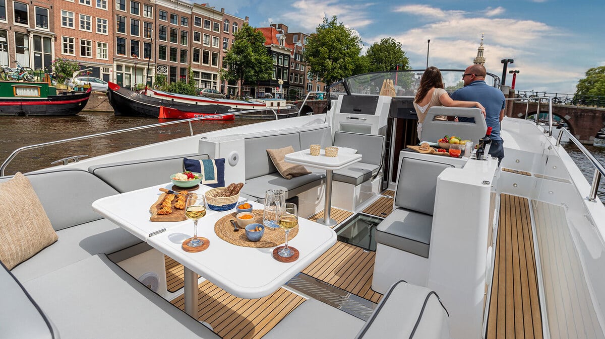 Delphia Yachts 10 Lounge Electric — foto 7 van 12