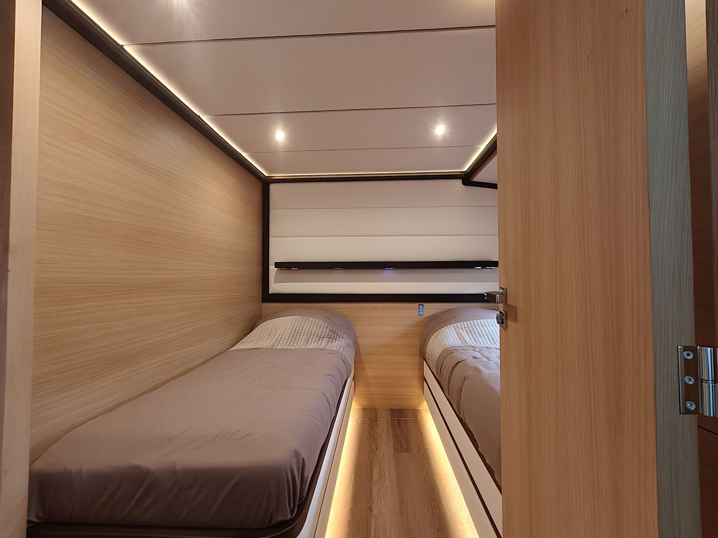 De Alm Grand Voyager 65 — foto 48 van 66