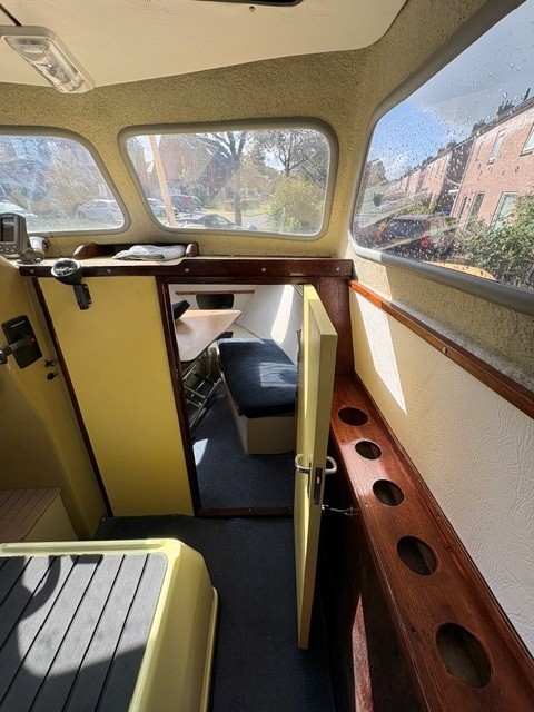 MYRA 22 — foto 7 van 24