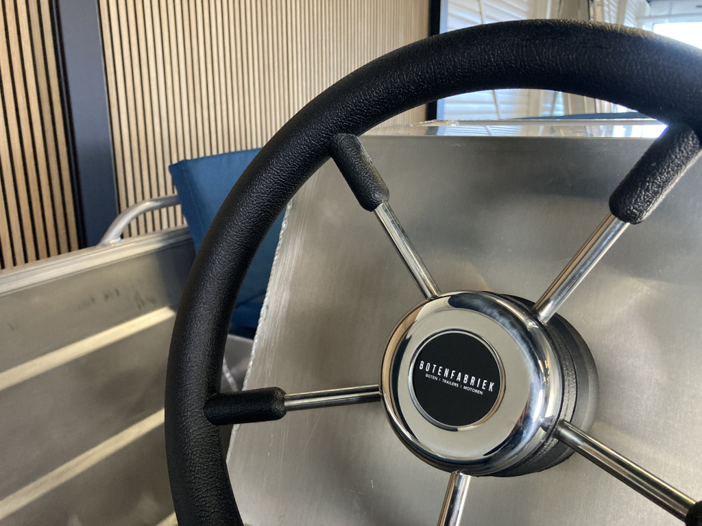 Qwest R450 — foto 11 van 14