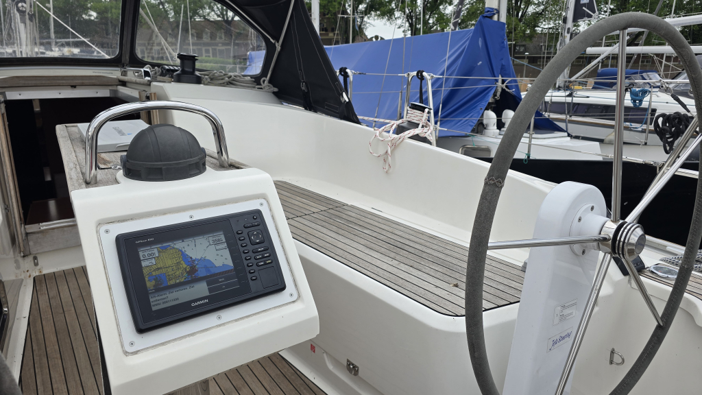 Bavaria 37 Cruiser — foto 5 van 23