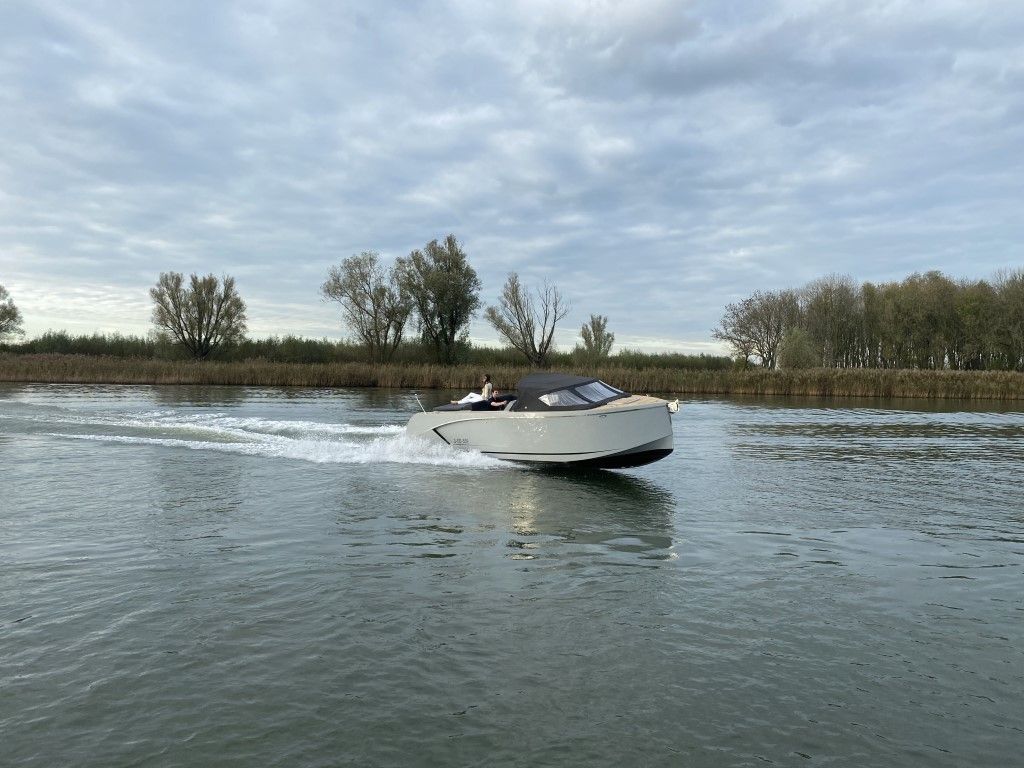 Maxima 840 — foto 8 van 13