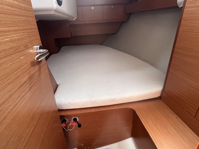 Dufour 360 GL — foto 18 van 45
