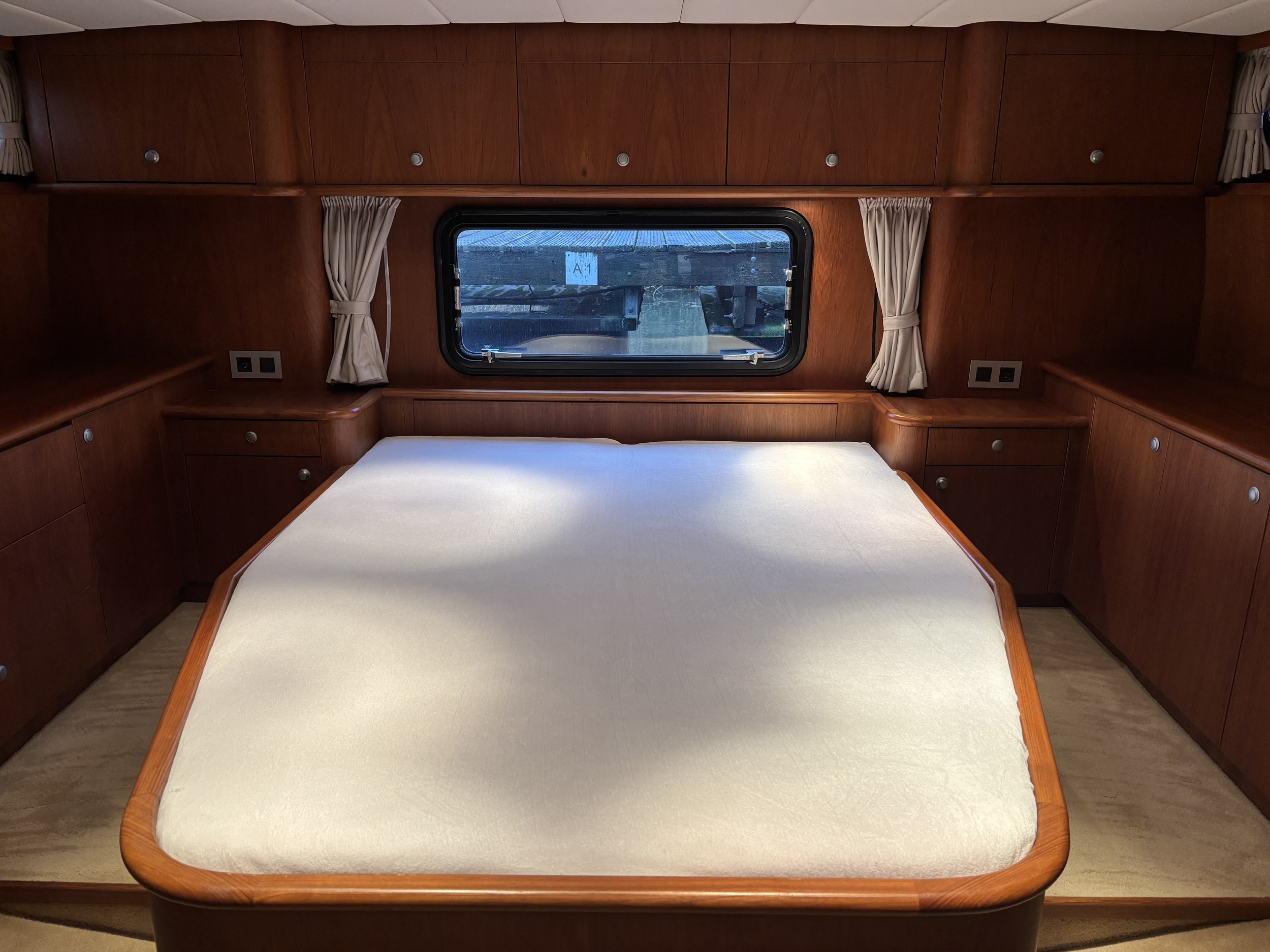 Explorer 45 — foto 21 van 29