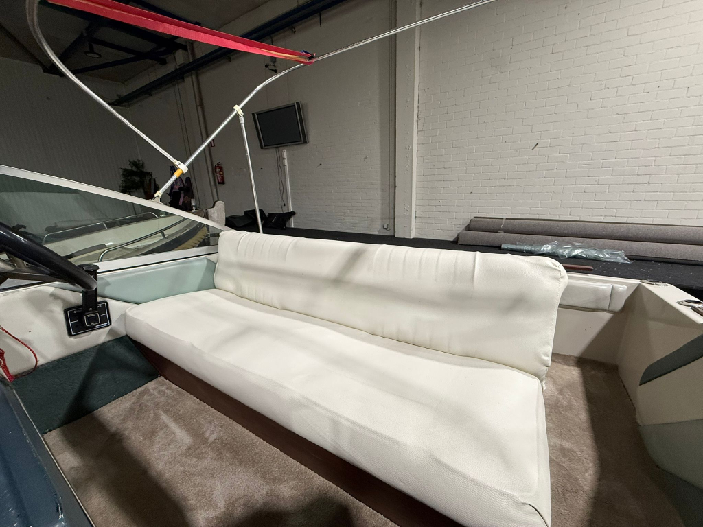 Sea Ray Seville (Gedupliceerd) — foto 9 van 15