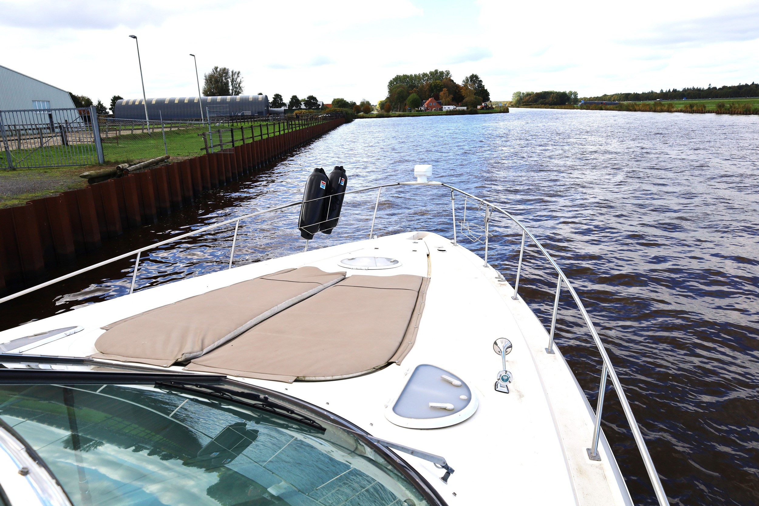 Cruiser Yachts 370 Express — foto 31 van 31