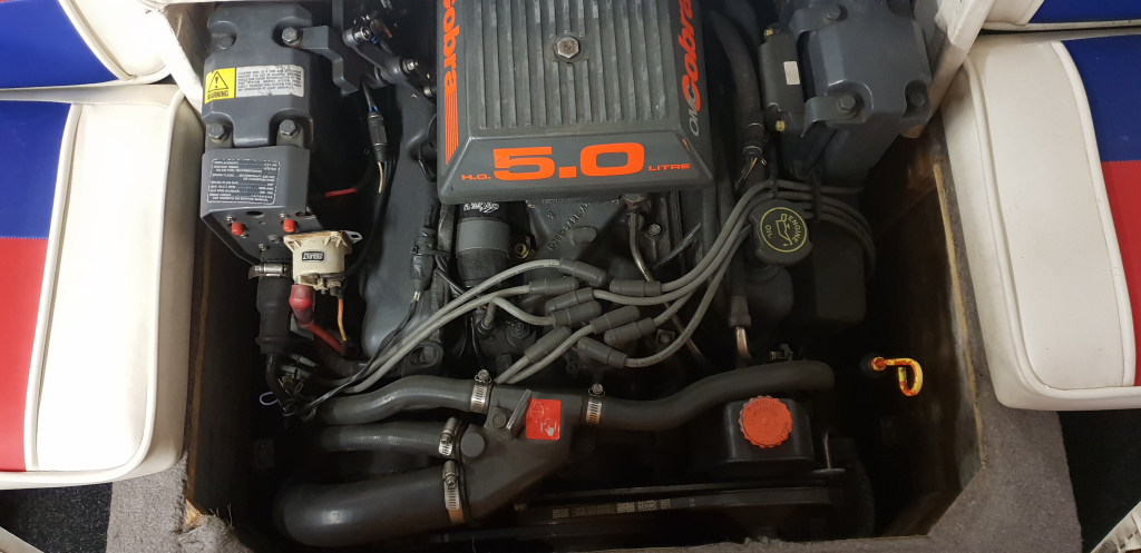 Four Winns 190LE Met 5.0 V8, trailer en waketower — foto 16 van 17