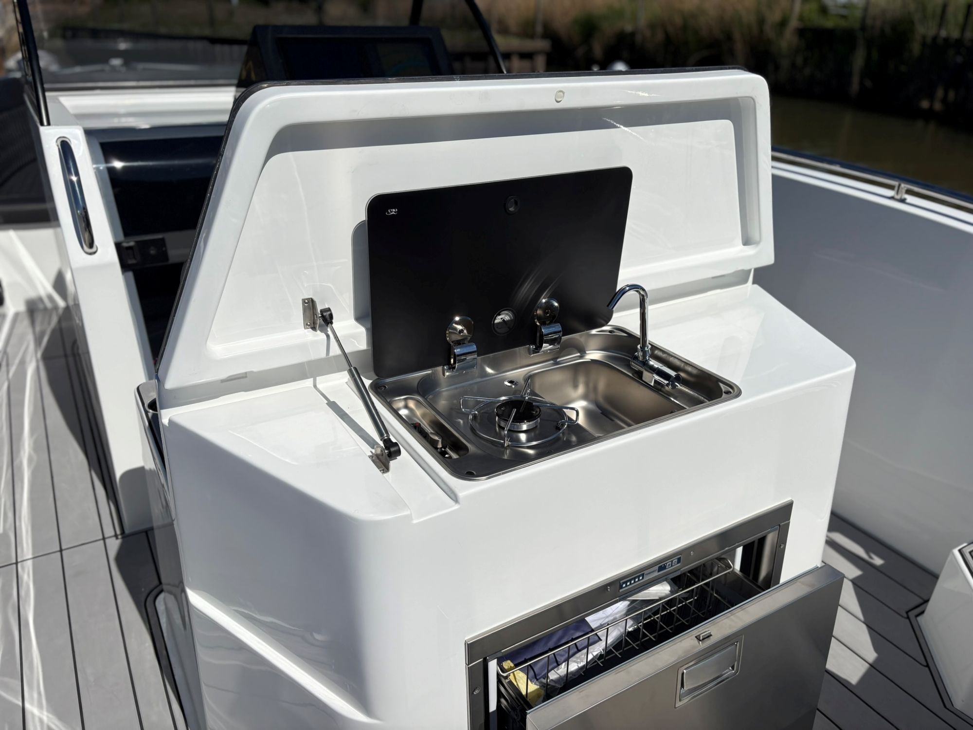 Maxima Boats 800 sport met een Honda 250 pk — foto 15 van 18
