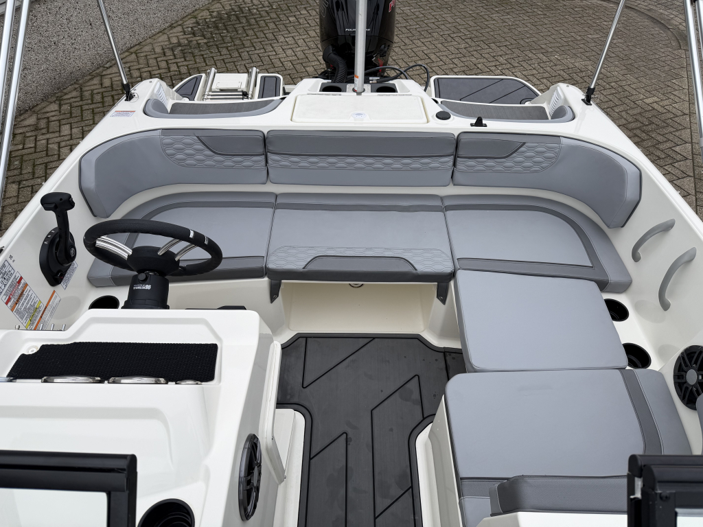 Bayliner Element M17 met Mercury 115pk Pro XS — foto 17 van 32
