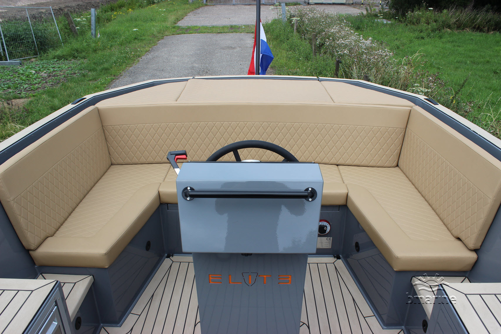 Elite 717 Tender — foto 5 van 34