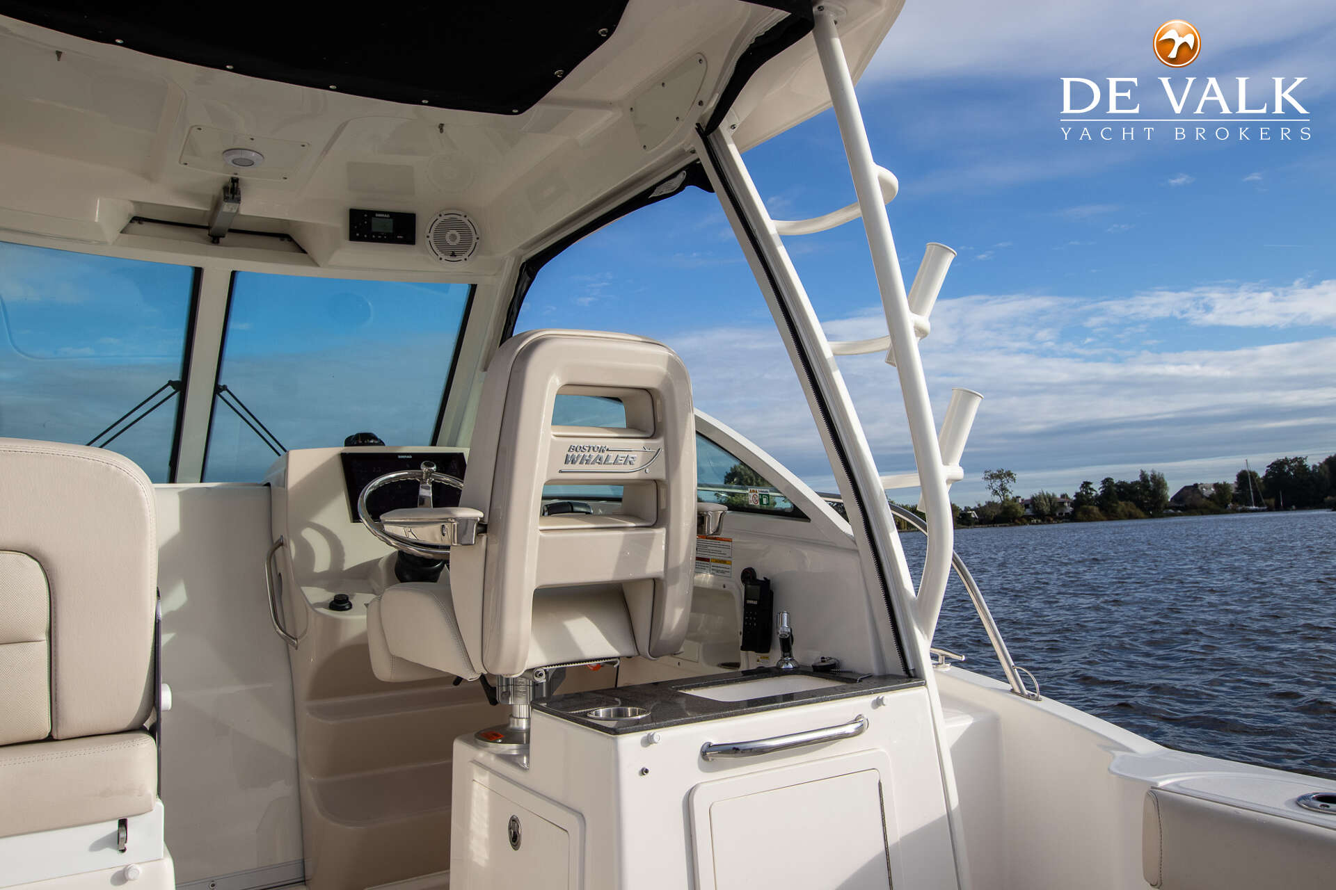 Boston Whaler 285 Conquest Pilothouse — foto 24 van 39