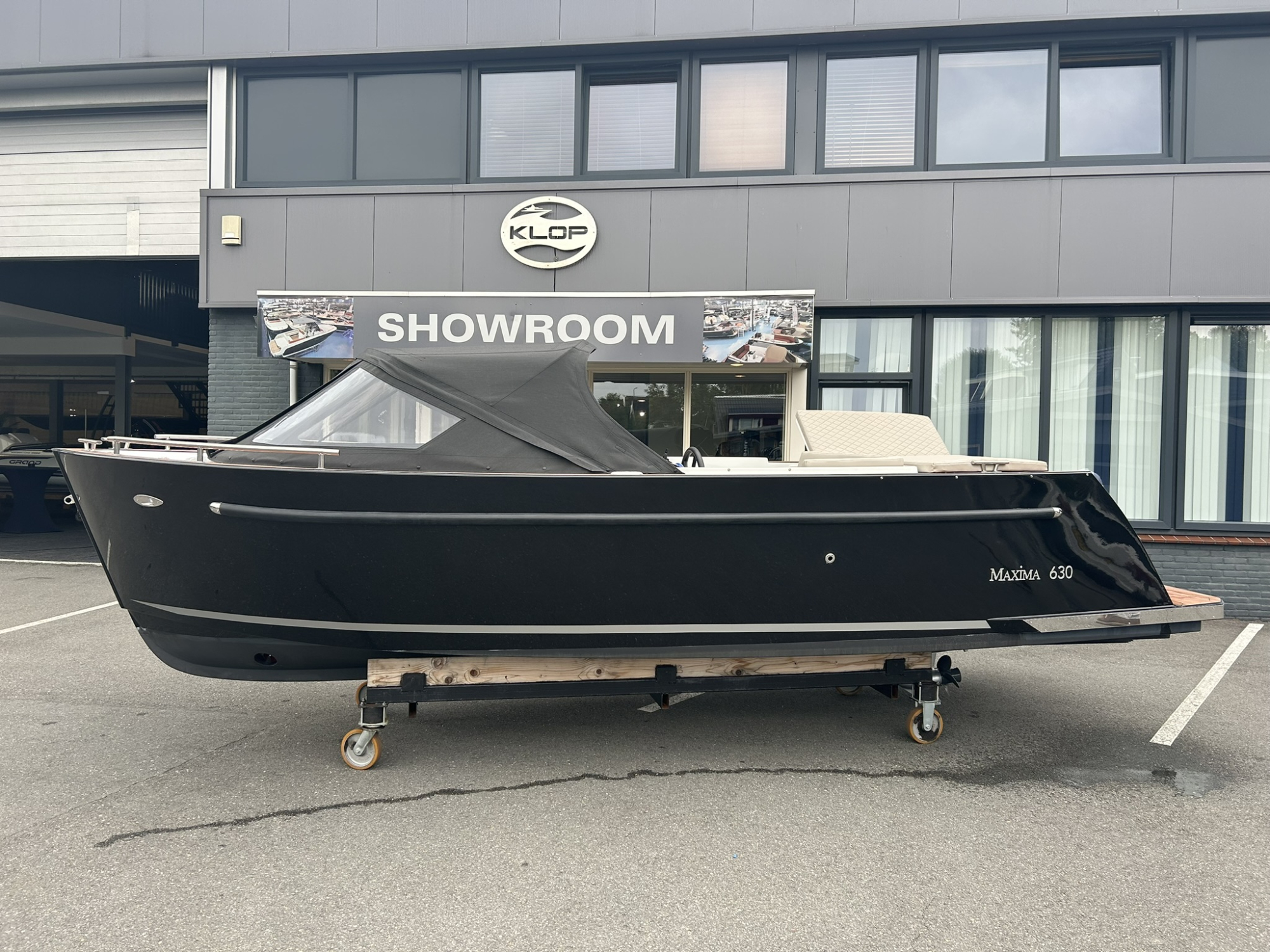 Maxima Boats 630 zwart - Vernieuwd model - Op voorraad! — foto 1 van 10