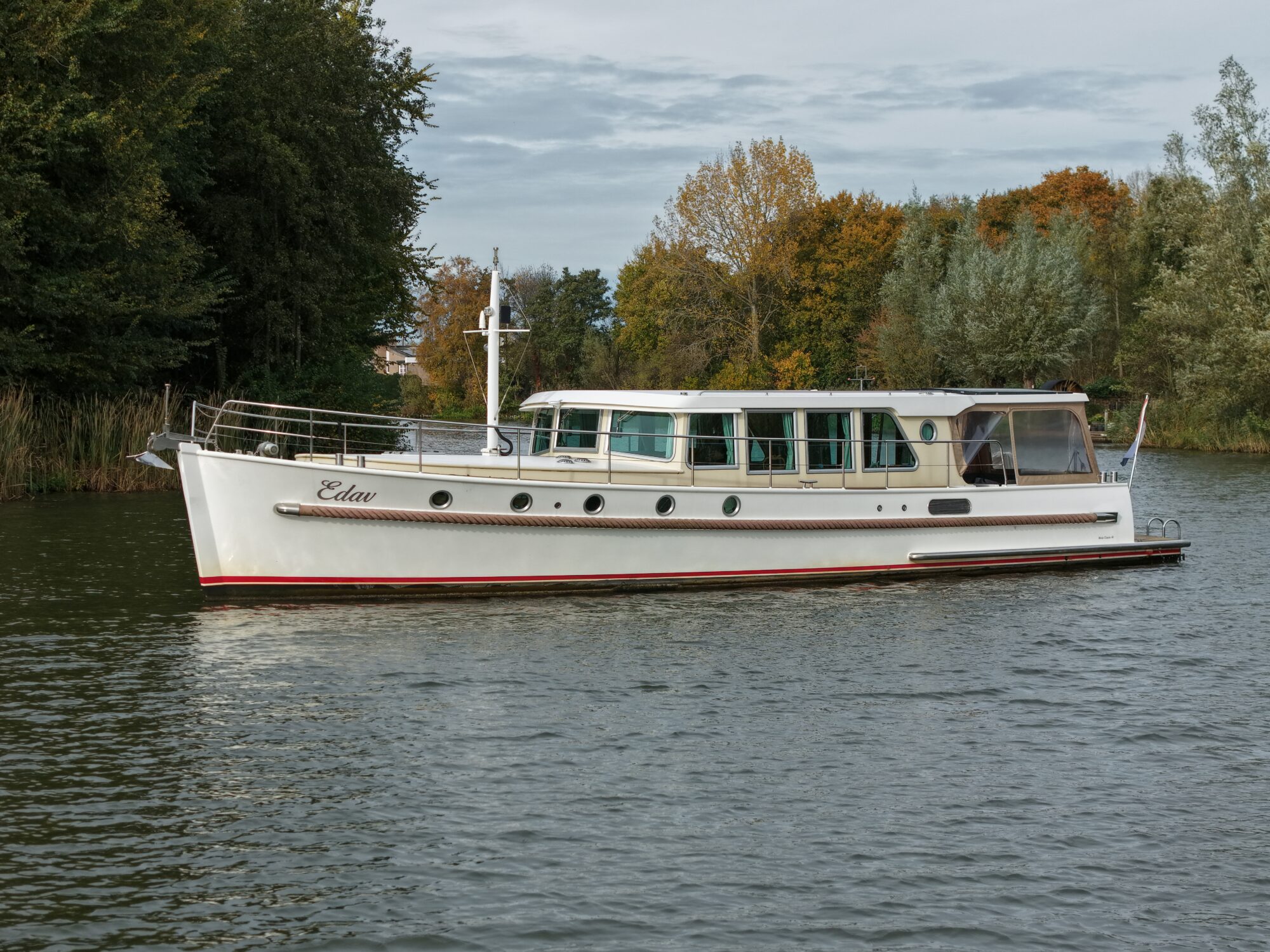 Serious Yachts Gently Low Bridge 45 Sedan — foto 61 van 74