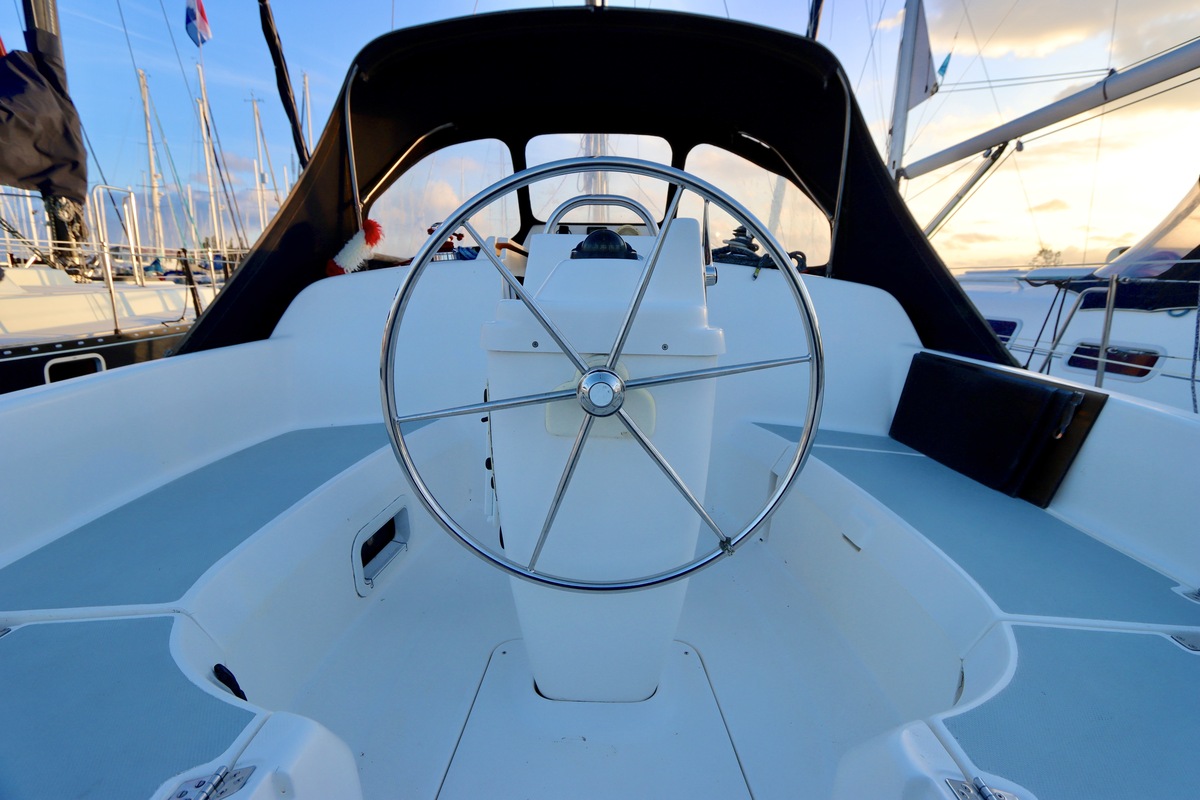 Hunter 306 — foto 15 van 66
