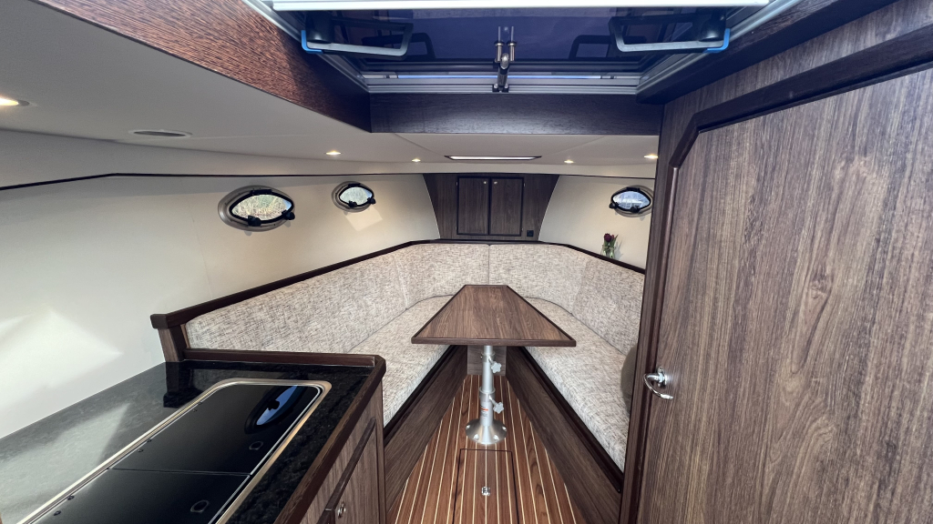 IJzendoorn Yachts Tender Cabin 800 — foto 31 van 43
