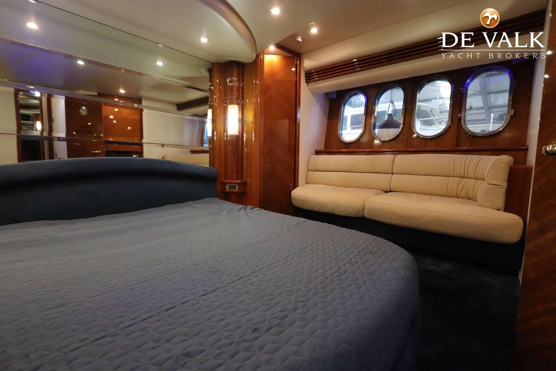 Azimut 68 Plus — foto 33 van 41