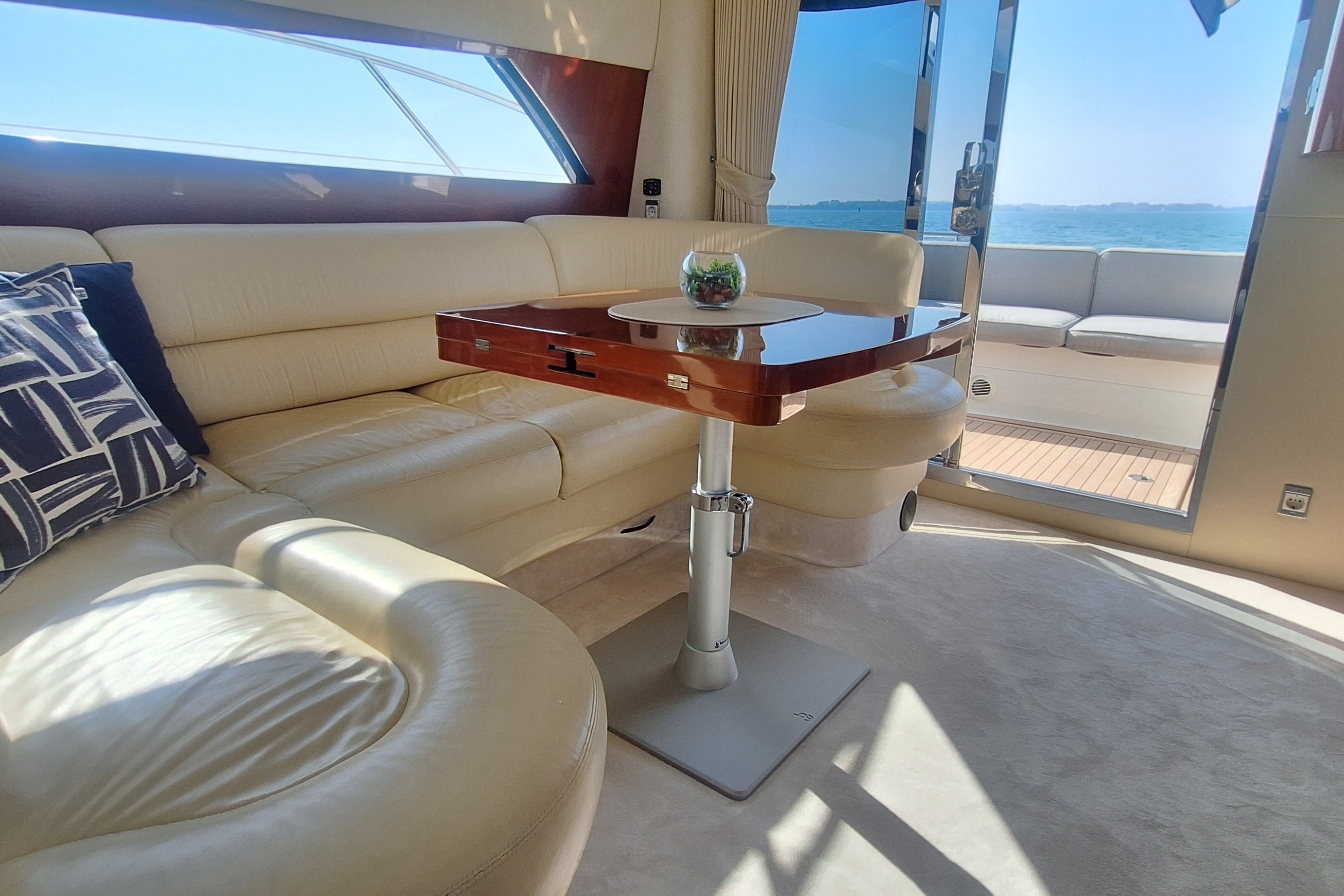 Fairline Phantom 40 — foto 45 van 87