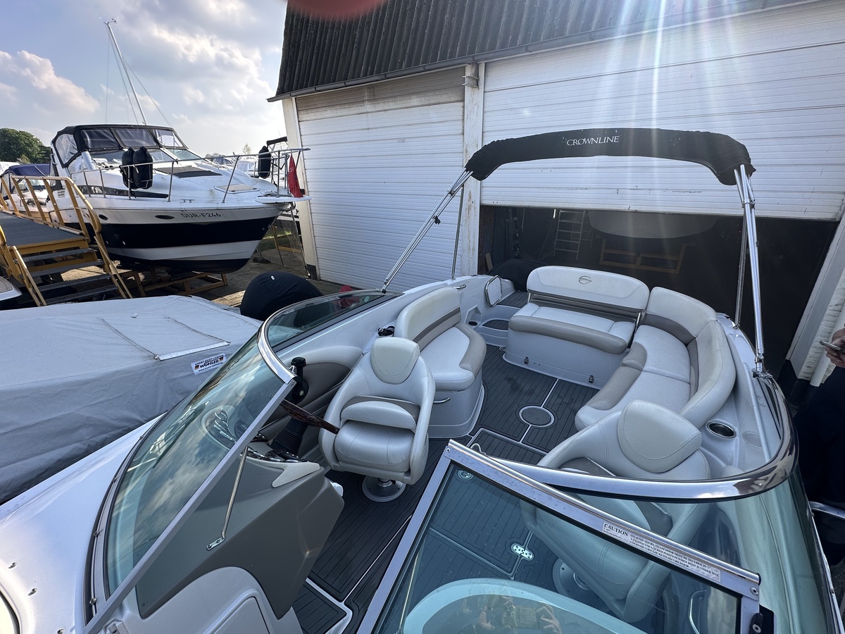 Crownline E6 — foto 13 van 22